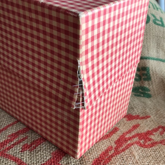 Box of Assorted Creative Patterns Vintage Sewing Crafts - Picture 8 of 8